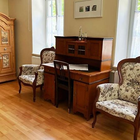 Deutsches Haus Hotel Waal Екстериор снимка